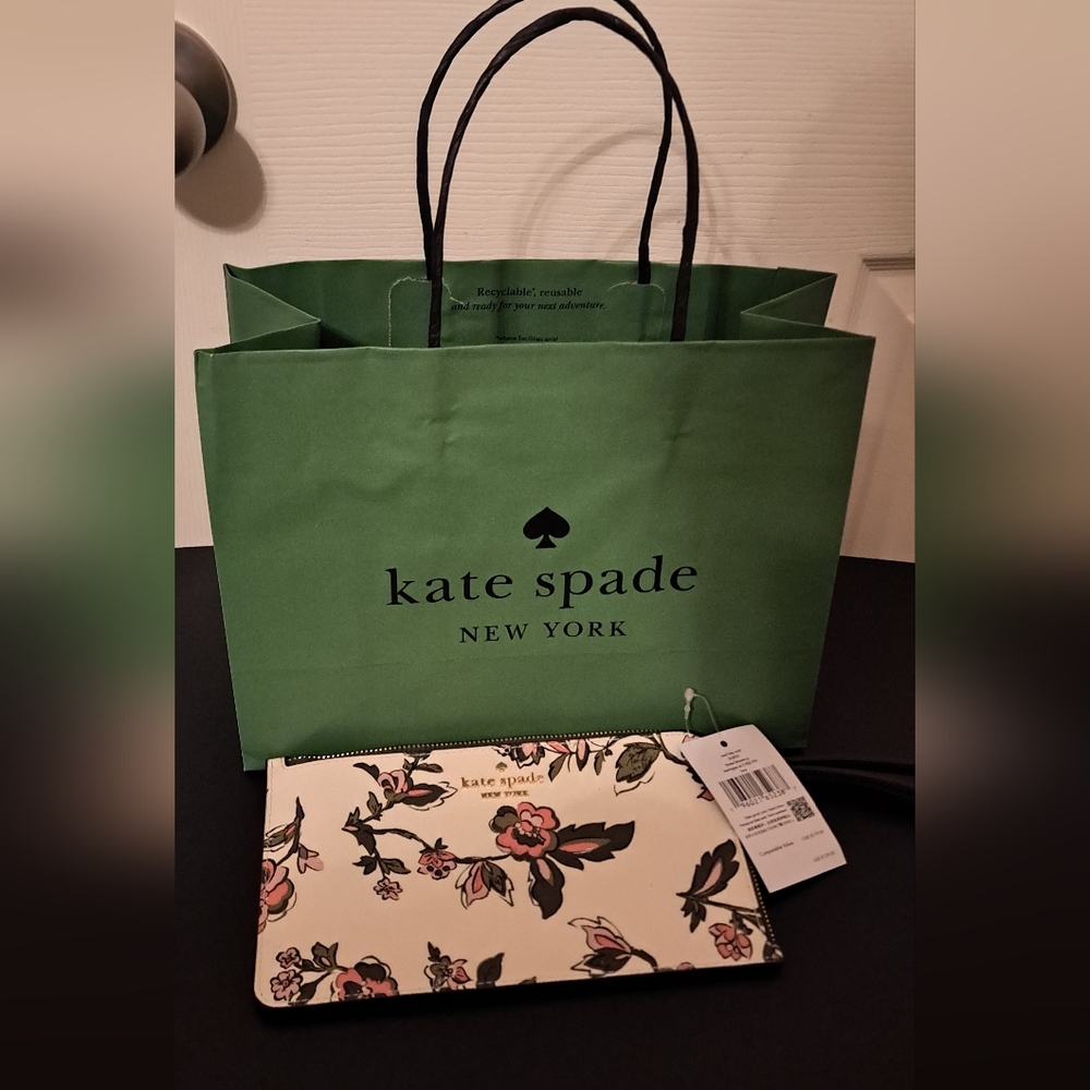 Kate Spade Lucy Floral Medium L-Zip Wrislet NWT